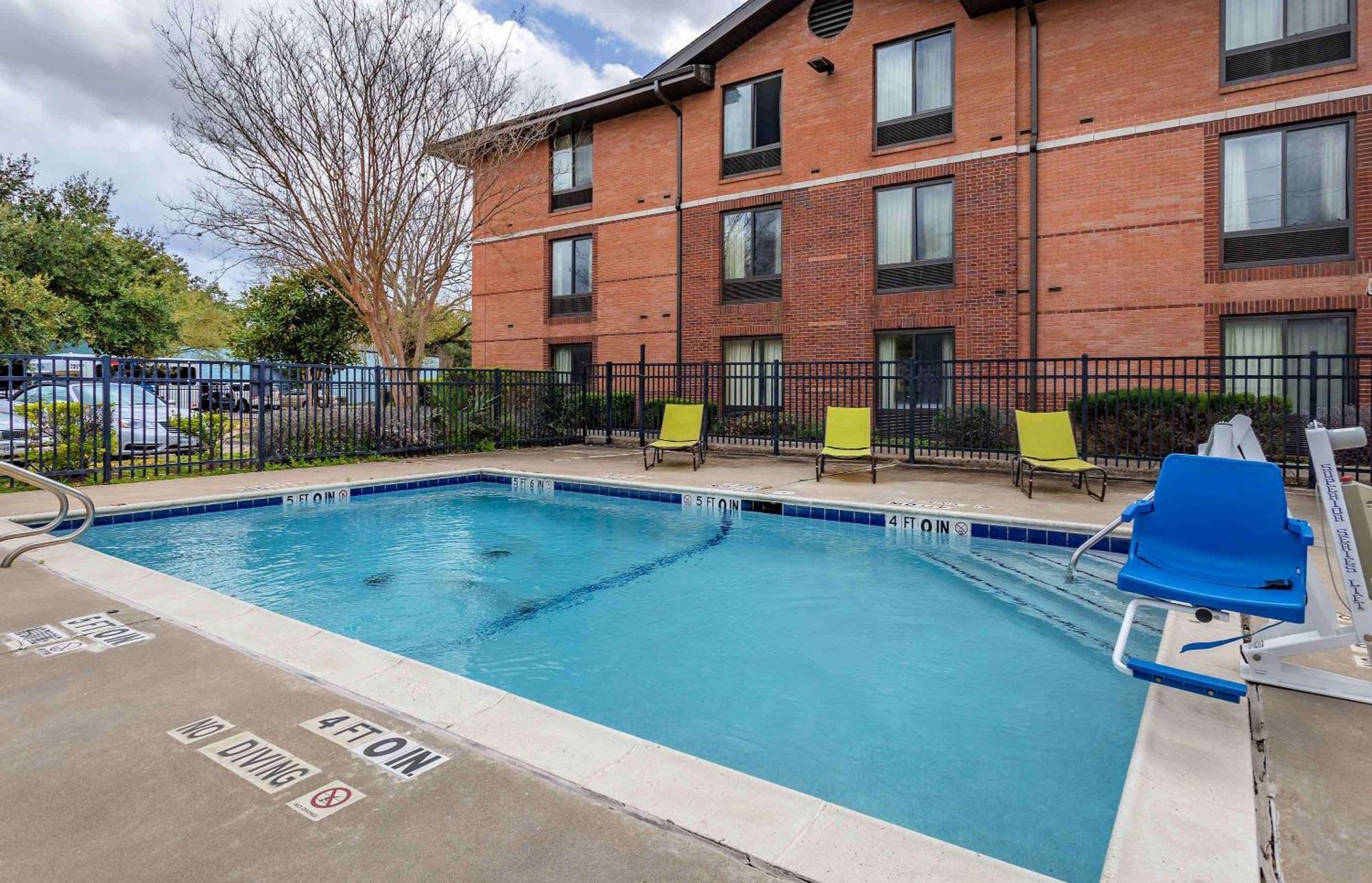 Extended Stay America Suites - Houston - Med Ctr - Nrg Park - Kirby מראה חיצוני תמונה